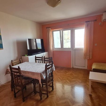 Apartments Vukovic Свети Стефан Екстериор снимка