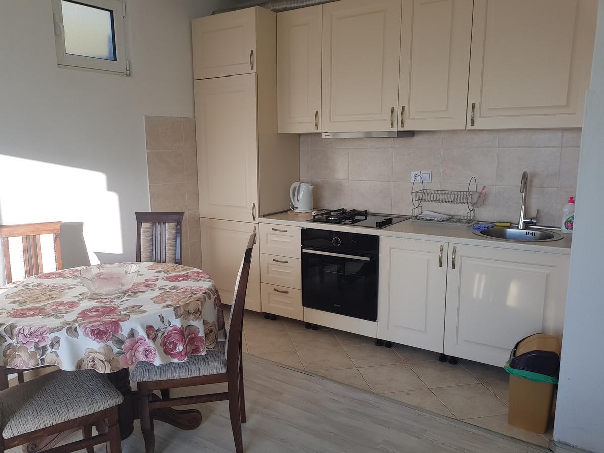 Apartments Vukovic Свети Стефан Екстериор снимка