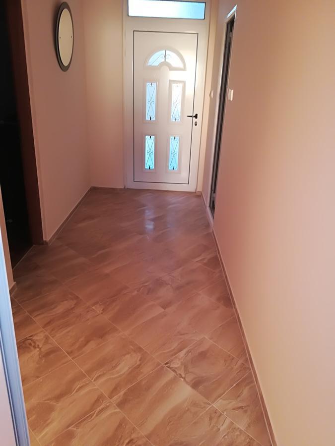 Apartments Vukovic Свети Стефан Екстериор снимка