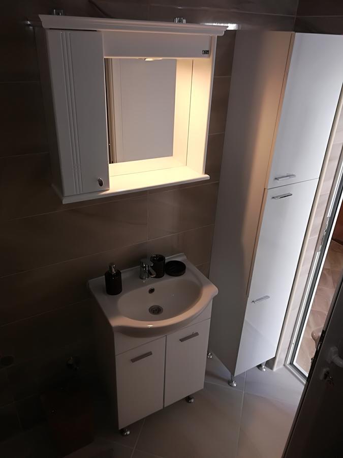 Apartments Vukovic Свети Стефан Екстериор снимка